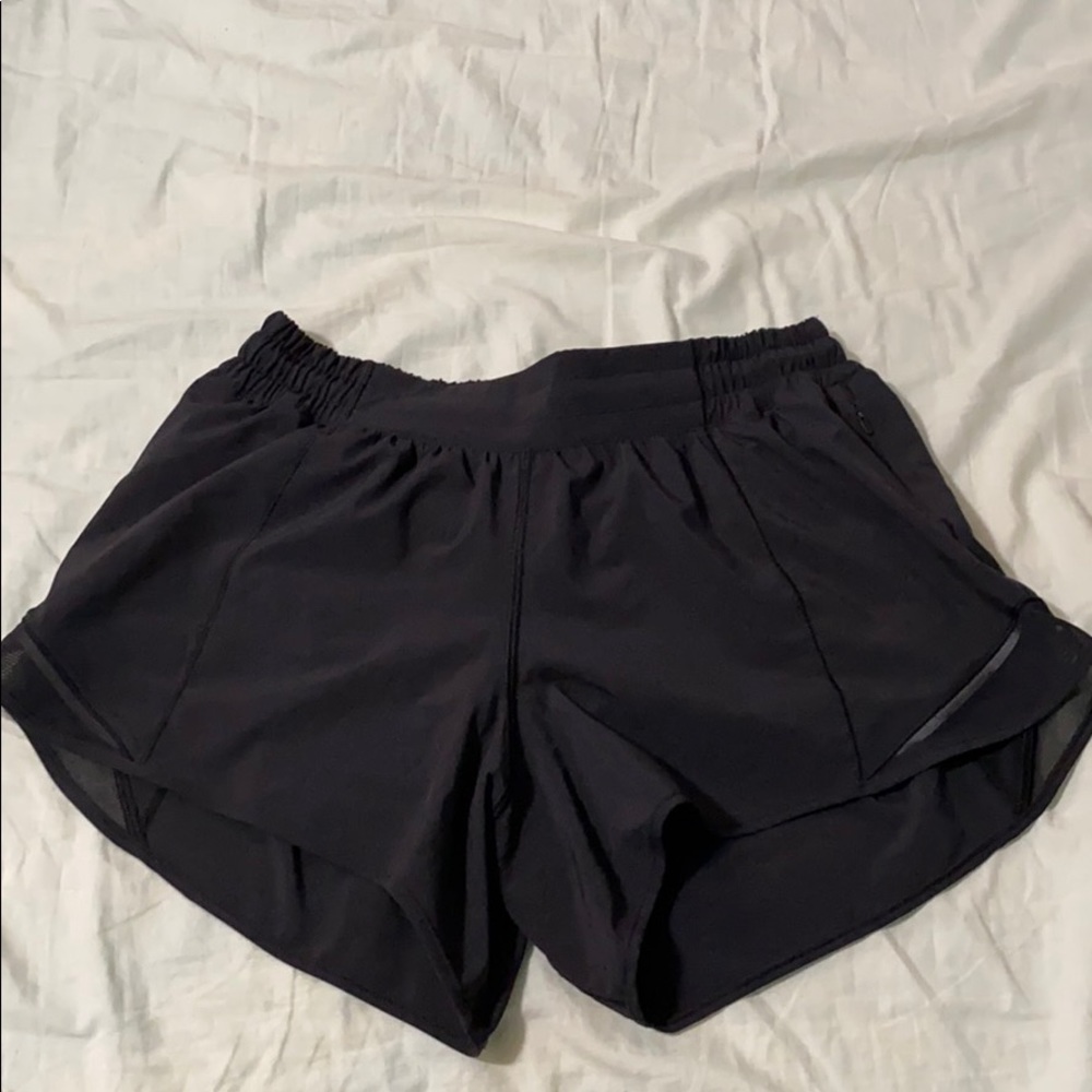 Lululemon hotty hot short